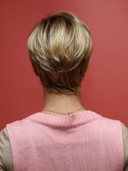 Peruka syntetyczna - blond z odrostem - Sklep Internetowy