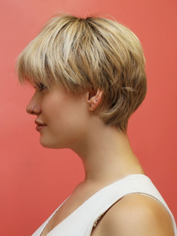 krótka peruka - blond - sklep internetowy