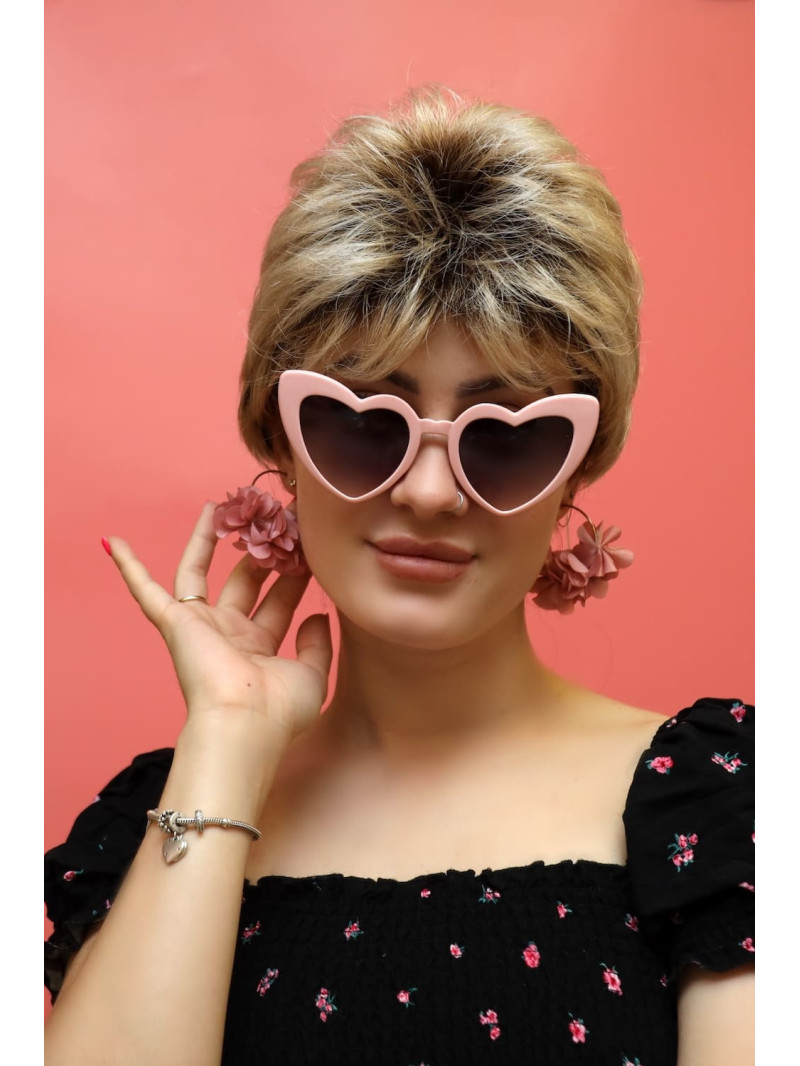 Krótka peruka - syntetyczna - sklep internetowy