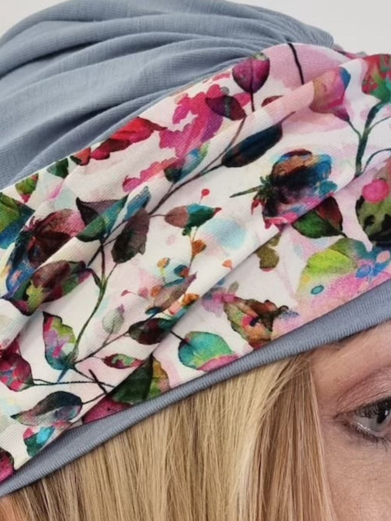 Turban damski drapowany — szary w kolorowe kwiaty