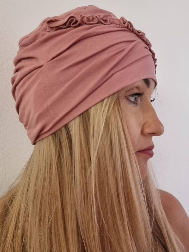 Turban damski z falbanką — brudny róż