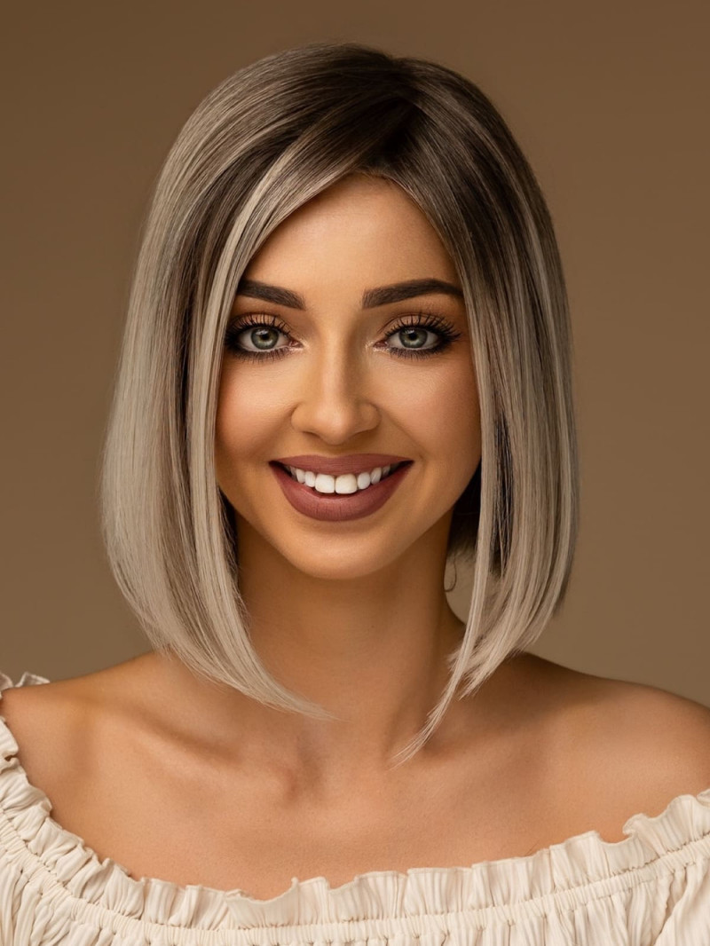 Peruka damska krótka klasyczny prosty bob chłodny jasny blond – FRANCESA