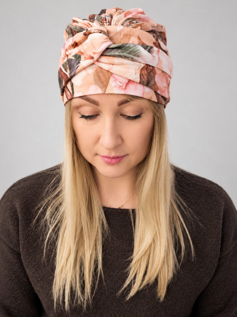 Turban damski z drapowaniem – pastelowy wzór kwiatowy – zdjęcie 1