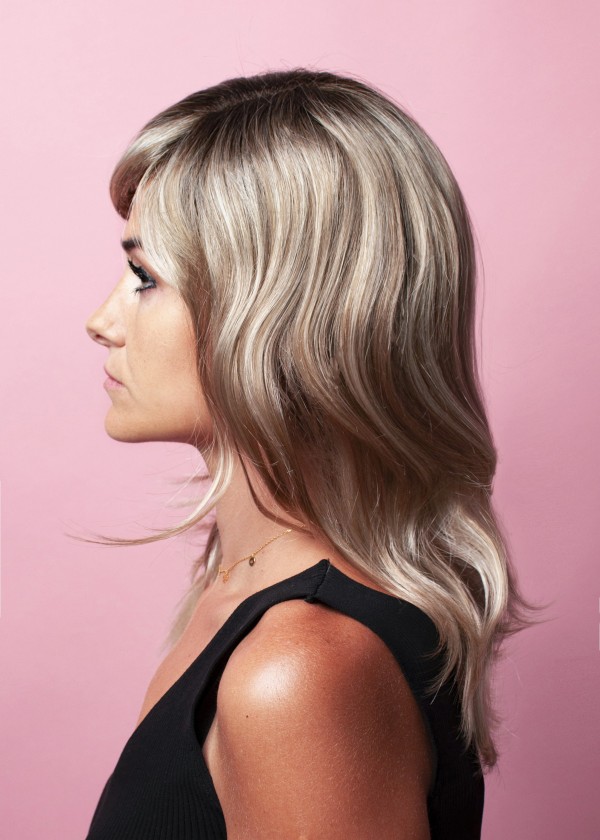 Długa peruka syntetyczna - blond - Sklep medyczny