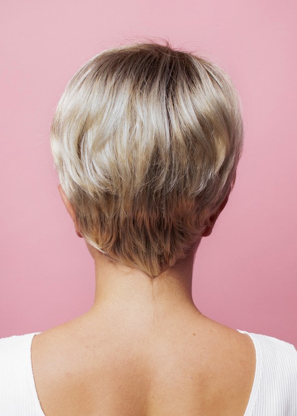 Krótka peruka synetyczna- blond - Sklep internetowy