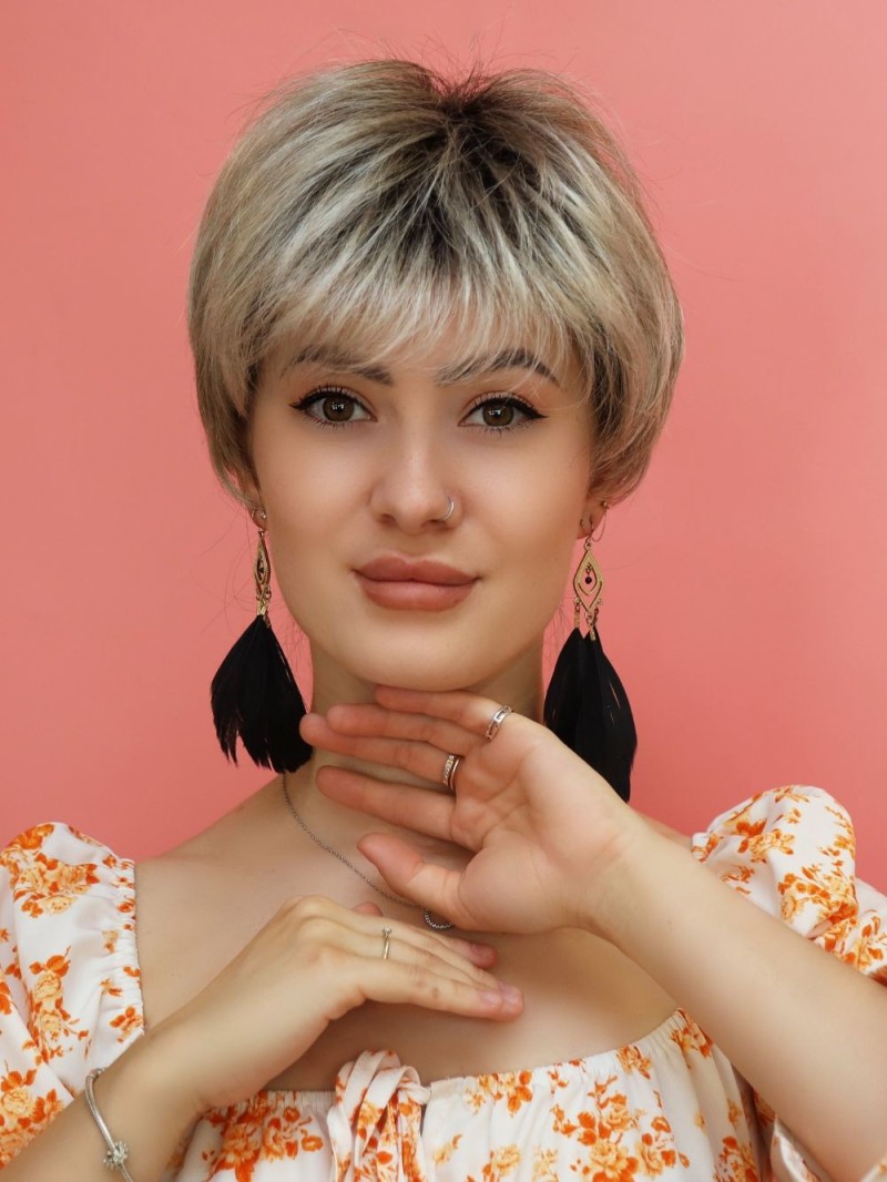 krótka peruka-syntetyczna-sklep internetowy