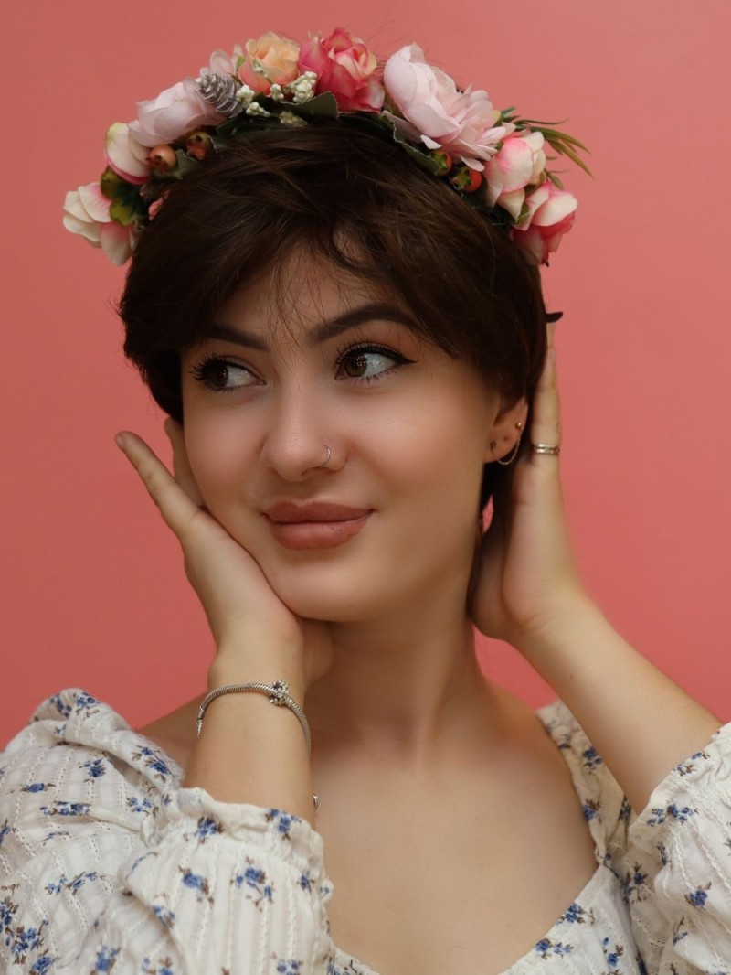 krótka peruka syntetyczna- kolor  ginger brown- strona internetowa