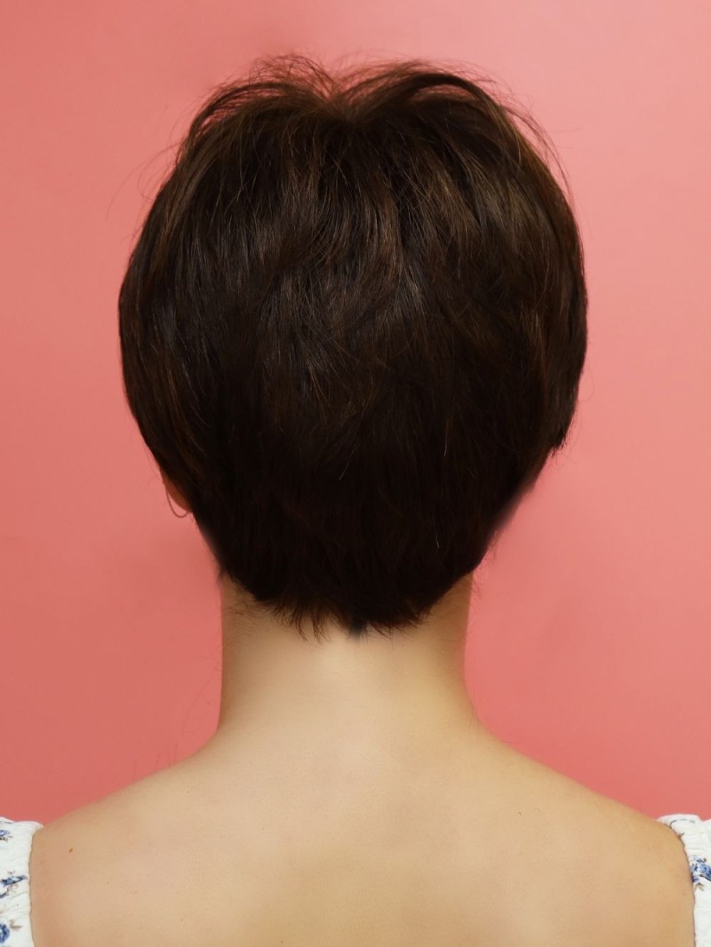 krótka peruka syntetyczna- kolor  ginger brown- strona internetowa