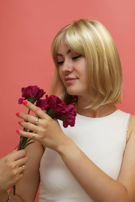 Syntetyczna peruka - z grzywką - Sklep Internetowy