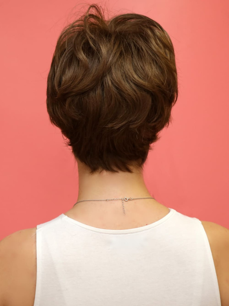 Peruka syntetyczna - z grzywką - Sklep Internetowy